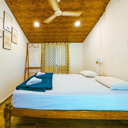 Sunset Cafe Beach Stay جوكارنا المظهر الخارجي الصورة