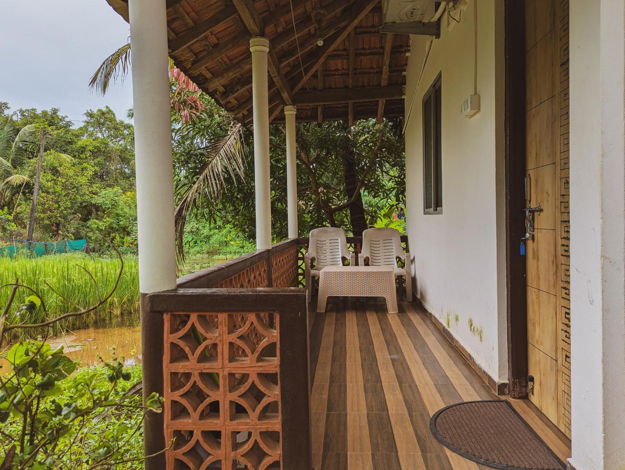Sunset Cafe Beach Stay جوكارنا المظهر الخارجي الصورة