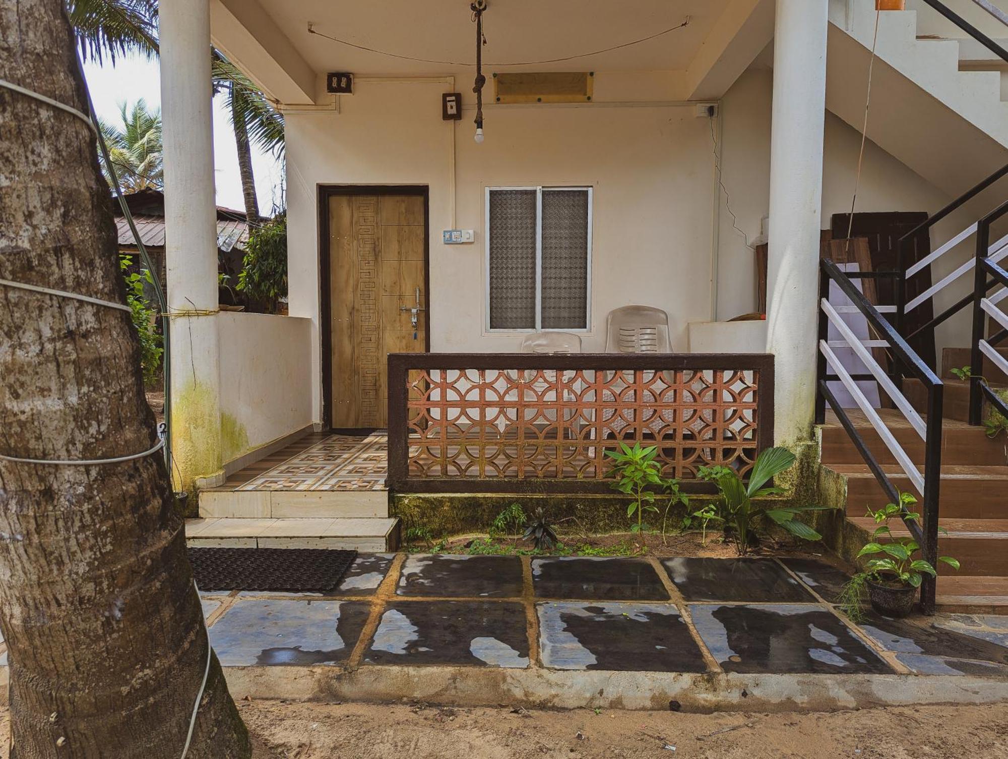 Sunset Cafe Beach Stay جوكارنا المظهر الخارجي الصورة