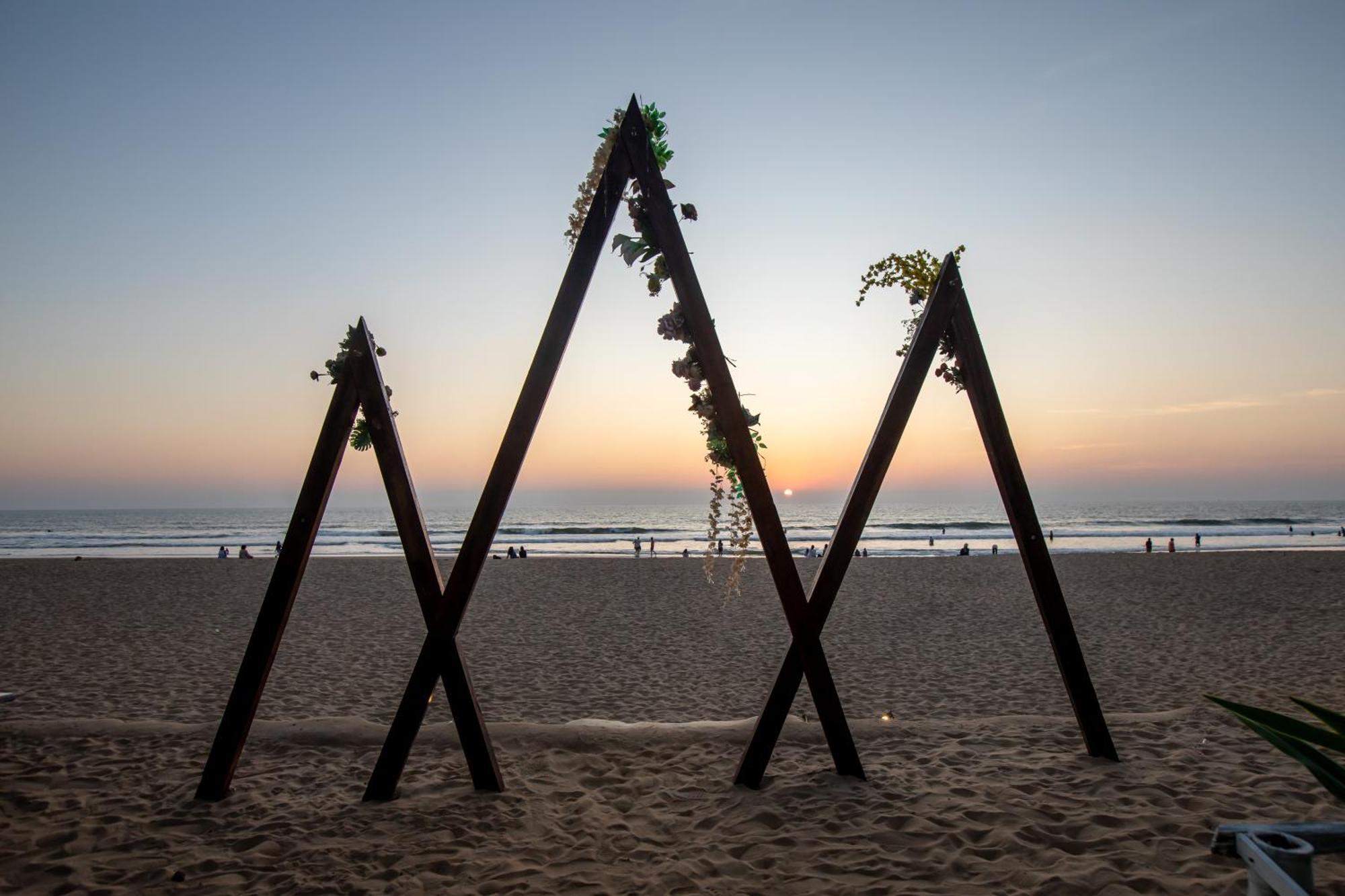 Sunset Cafe Beach Stay جوكارنا المظهر الخارجي الصورة